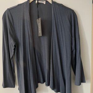 Short Sleeve Cascade Wrap Kettlewell Colours NWT Size S French Gray